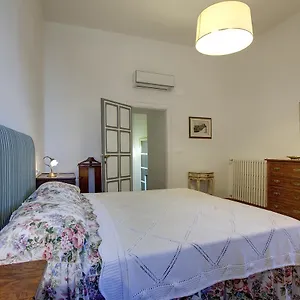 Apartment Torre Donati By Mmega, Florence