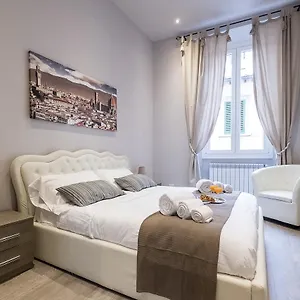 Silver Novella Luxury - Centro Storico Florencia