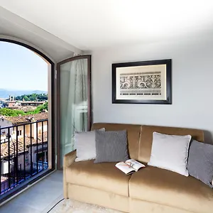 Apartment Qk Costa58 Tower, Florence