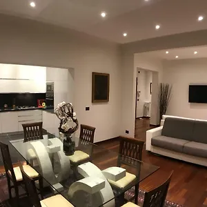 Apartment Mirandola, Florence